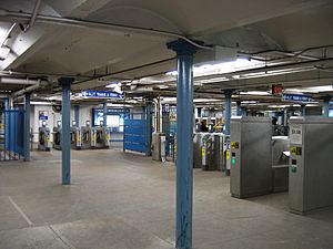 Path hoboken entrance