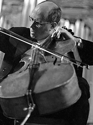 RIAN archive 6848 Mstislav Rostropovich