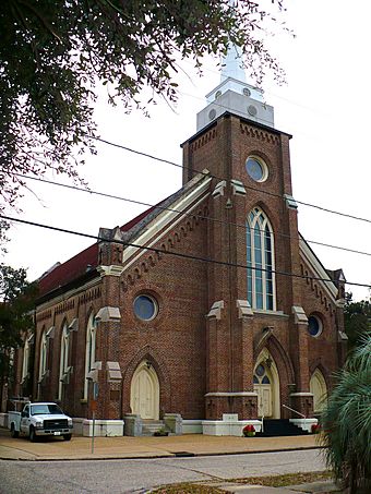 Saint Vincent de Paul Catholic Church Mobile.jpg