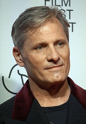 Viggo Mortensen B (2020).jpg