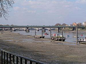 FulhamRailwayBridge