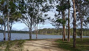 Lake Tinaroo. 2006