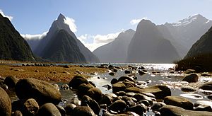 Milford Sound NZ. (16944937040)