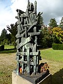 Ossip Zadkine Skulptur - Die Gefangenen (2)