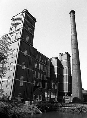 Royd Mill, Hollinwood