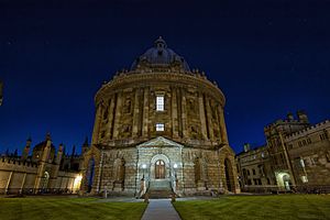 1 radcliffe camera night 2012