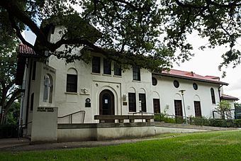 Autry House - Jujutacular.jpg