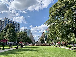 Farragut Square 2.jpg