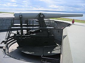 Fort Casey Disappearing gun.jpg