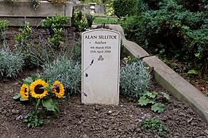 Highgate Cemetery - East - Alan Sillitoe 02