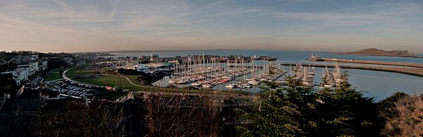 Howth harbour.doyler79.2011