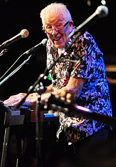 John Mayall 06 (cropped)