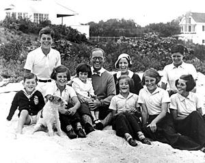 TheKennedyFamily1.jpg