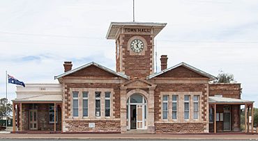 Town Hall, Menzies.jpg