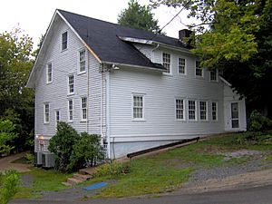 Arrowmont-teachers-cottage-tn1