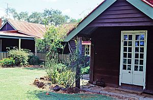 Burrandowan Station Homestead (2001)