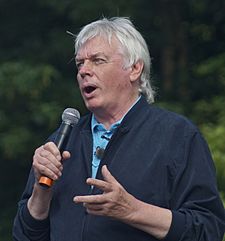 David Icke in 2013.jpg