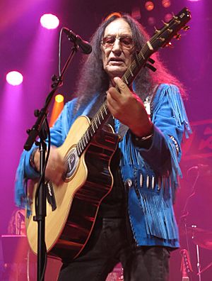 Ken Hensley at Tavastia 2019.jpg