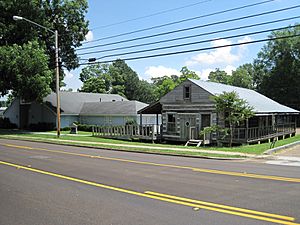 Log House Hernando MS 04