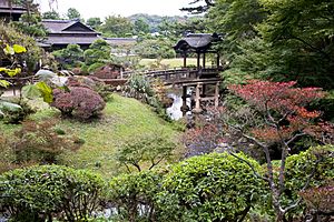 Sankeien Rinshukaku and Teisha Bridge