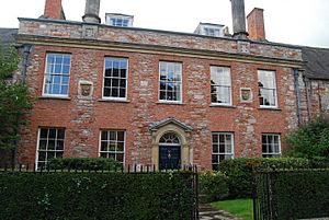 ShrewsburyHouseVicarsClose