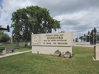 CFB Winnipeg 17 Wing sign