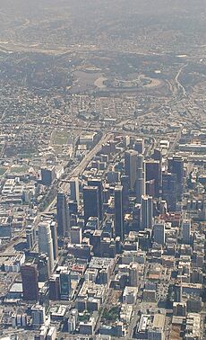 Downtown-Los-Angeles-Aerial-view-from-south-August-2014