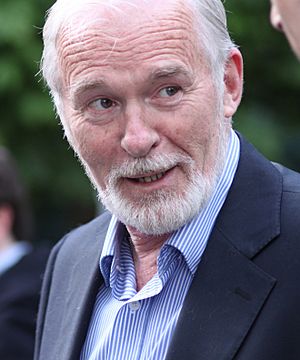 Ian McElhinney (cropped).jpg