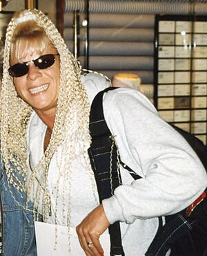 Luna Vachon in Manchester