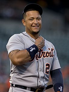 Miguel Cabrera in 2014 (14174921525).jpg