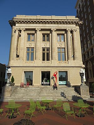 Former Greenville County Courthouse (now a bookstore and office space)