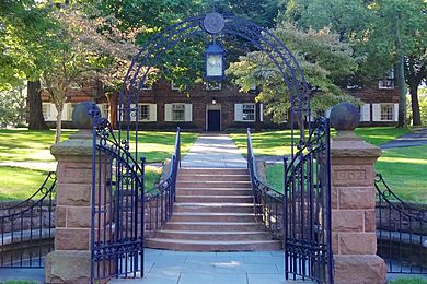 Queens Campus, New Brunswick, NJ - Class of 1902 Memorial Gateway