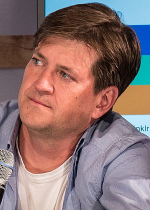 Bill Lawrence 2015.jpg