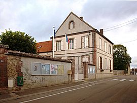 Champvallon-mairie-06.JPG