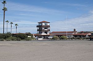 KAVX Avalon Airport Catalina Photo D Ramey Logan