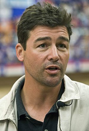 Kyle Chandler-Nov2009.jpg