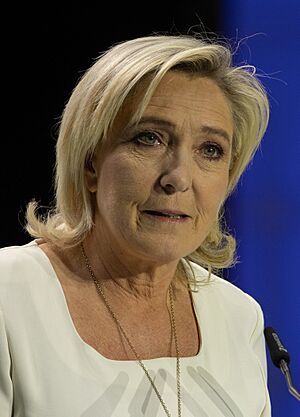 Marine Le Pen VIVA 24 (2) (cropped).jpg