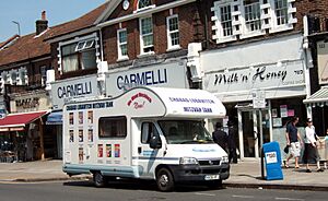 Mitzvah tank - Golders Green - 2008