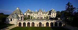 OHEKA CASTLE exterior view 2.jpg