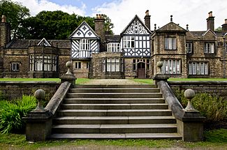 Smithills Hall 08.jpg