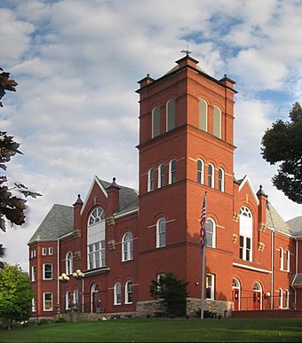 Sullivan County Courthouse.jpg