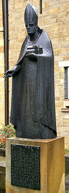 Altfrid Statue am Essener Münster