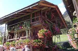 Barn Tal Erlenbach