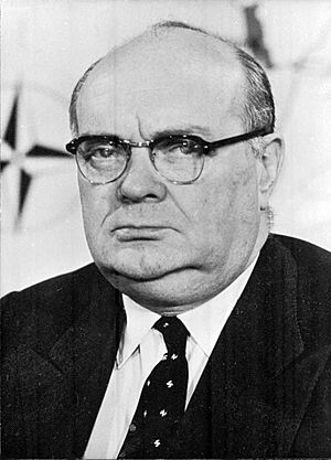 Bundesarchiv Bild 183-39998-0427, Paul-Henri Spaak.jpg