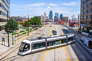 KC Streetcar (26813012241)