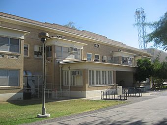 Matthews Hall (Tempe, Arizona).jpg