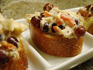 Seitan Chicken with Tempeh Bacon, and Champagne Grapes with Truffle Oil Crostini (4836410847)