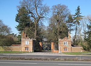 Sutton Place, East Lodge gates - geograph.org.uk - 696477