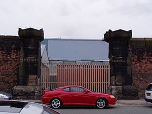 Victoria-Trafalgar Dock entrance.jpg