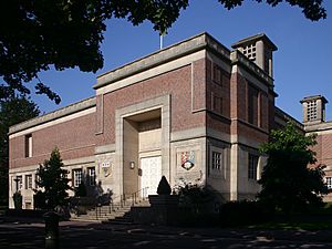 BirminghamBarberInstitute